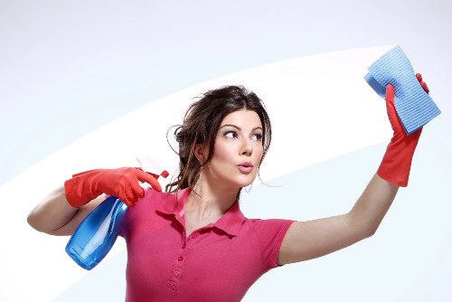 Local cleaners working in a Shoreditch property with access challenges